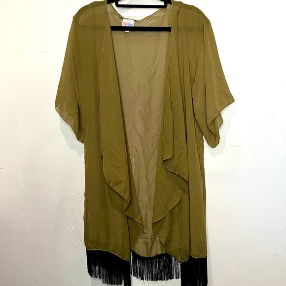 LuLaRoe olive open front waterfall drape short sleeve sheer cardigan fringe hem - Picture 10 of 10